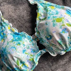 Victoria secret swim bikini top ruffled size 38C